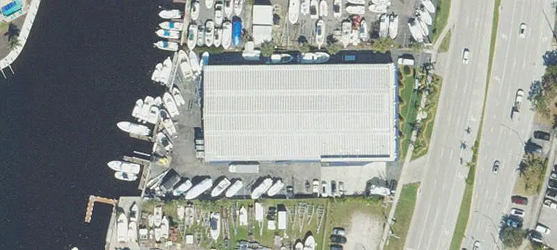NNN-Leased Commercial Property