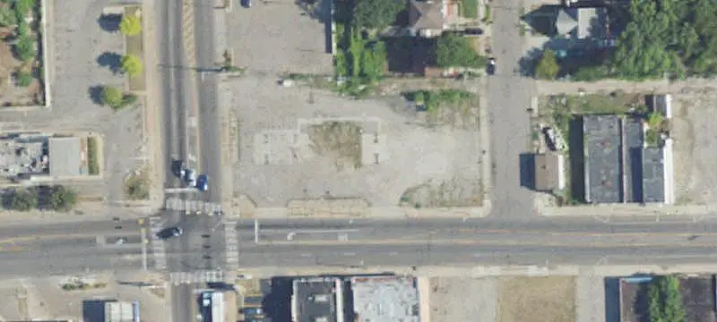 Commercial Land