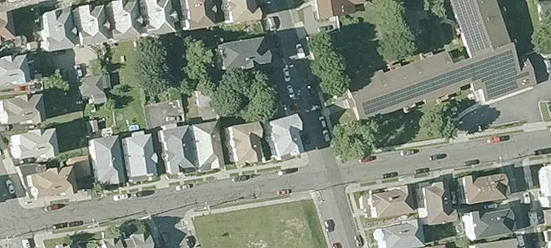 3-Unit Triplex with Garage