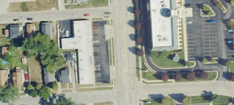 Two-Suite Mixed-Use Property
