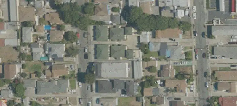 10-Unit Apartment Building