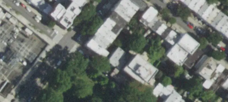 6-Unit Apartment Building
