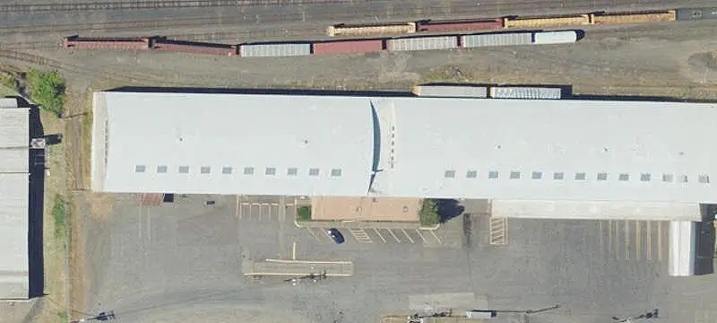 Multi-Tenant Industrial Complex