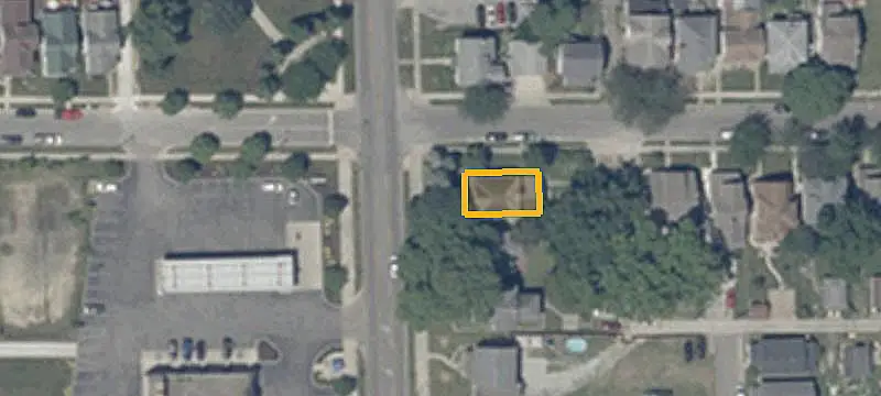 Duplex with Finished Third Floor