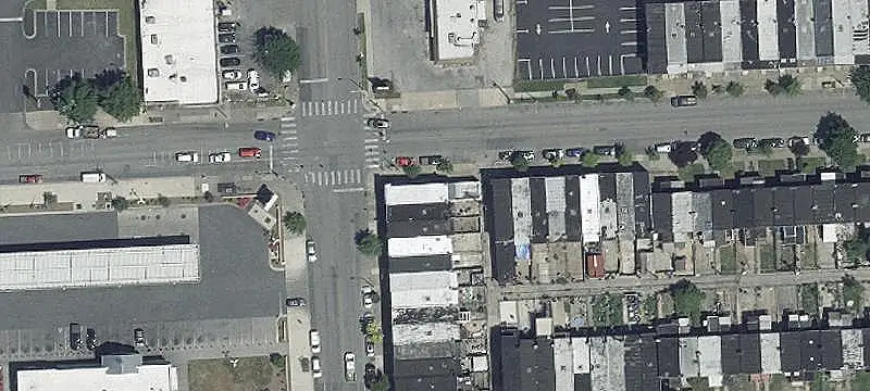 Mixed-Use Property with Apartment
