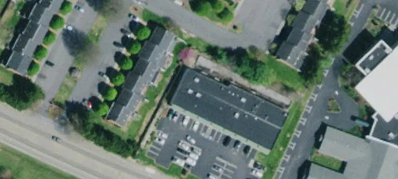 Multi-Suite Shopping Center