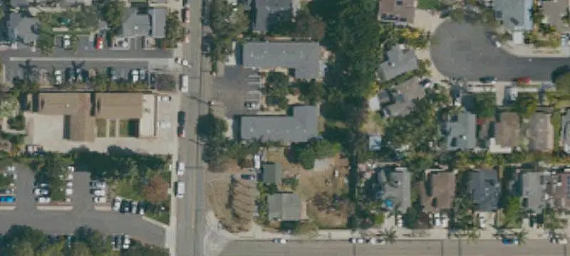 Courtyard Apartment Property