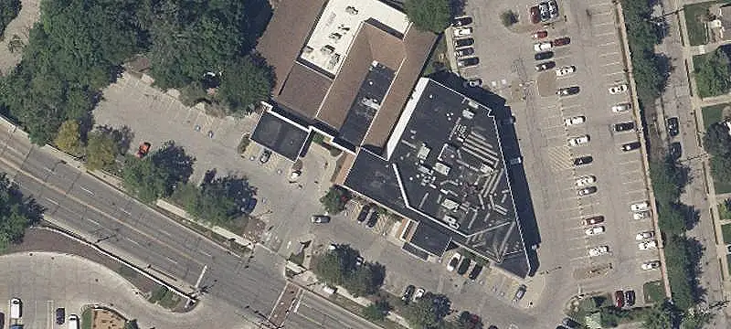 Car Wash with Self-Service Bays