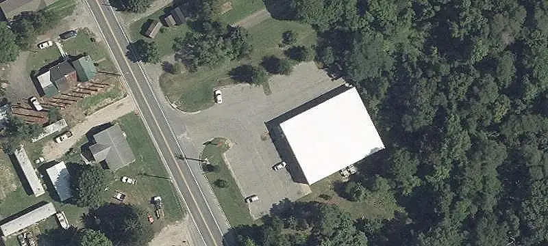 Retail Building with On-Site Parking
