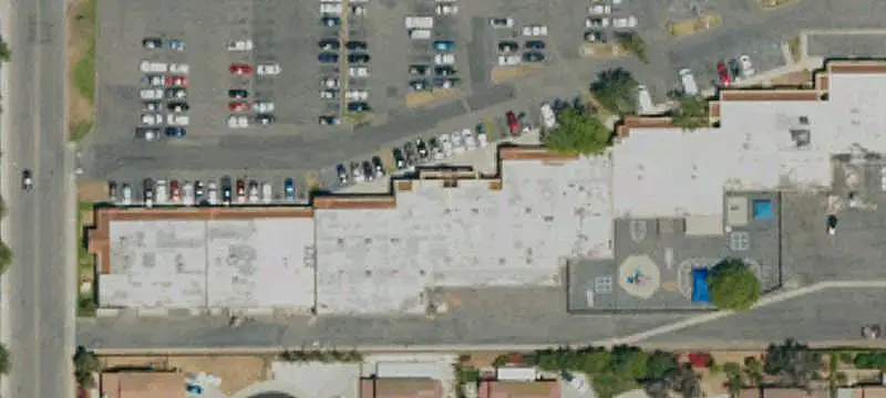 Fitness-Oriented Retail Space