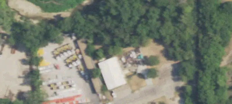 Office-Warehouse on Acreage