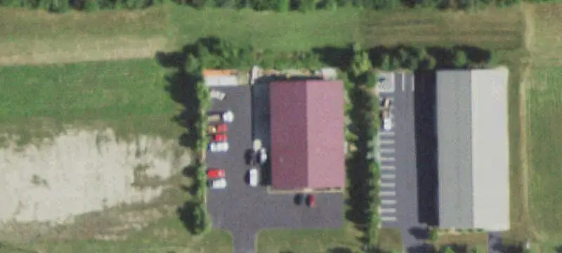 Five-Space Warehouse with Drive-In Doors