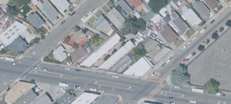 12-Unit Apartment Building