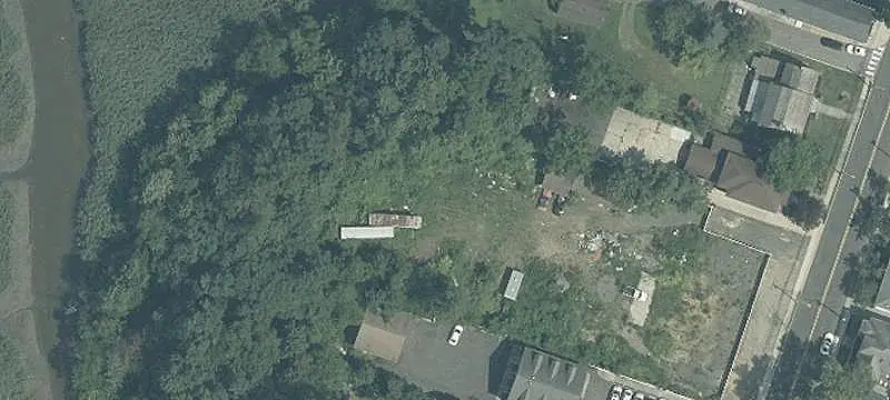 Commercial Land