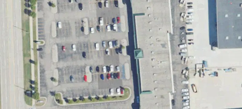 Multi-Tenant Shopping Center