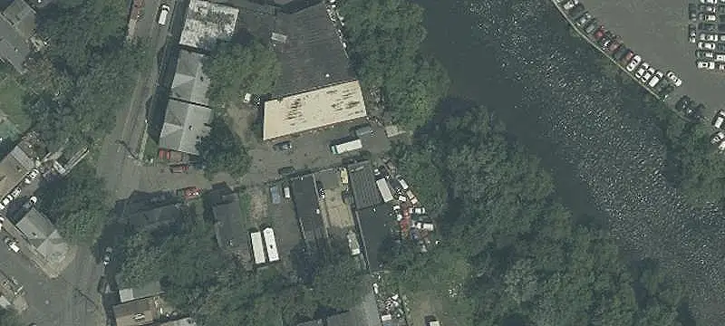 Outdoor Storage Parking Lot