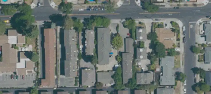 6-Unit Apartment Property with Laundry