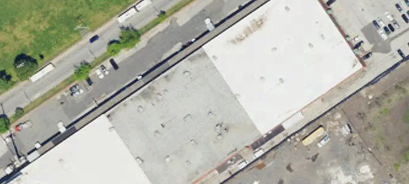 Industrial Warehouse with Tailgate Docks