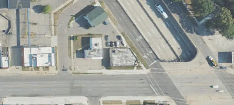 Flex Building with Fenced Yard