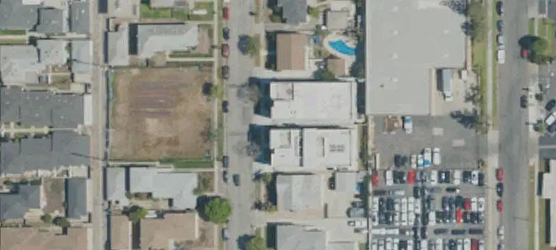 8-Unit Apartment Building