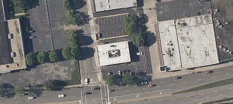 Freestanding Storefront with Parking