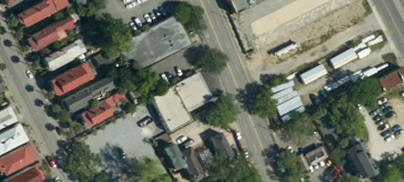 Retail Space with On-Site Parking