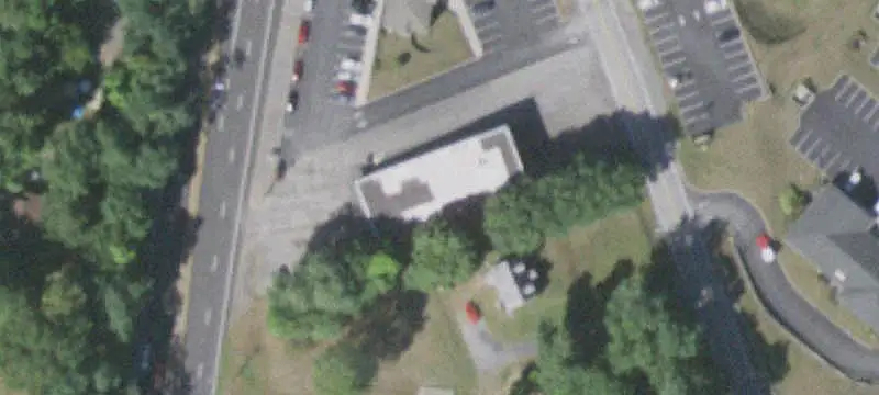 Mixed-Use Property with Flexible Suites