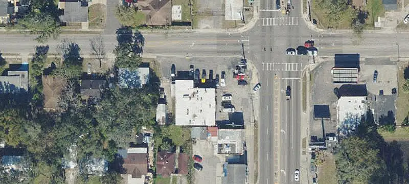 Mixed-Use Property with Restaurant