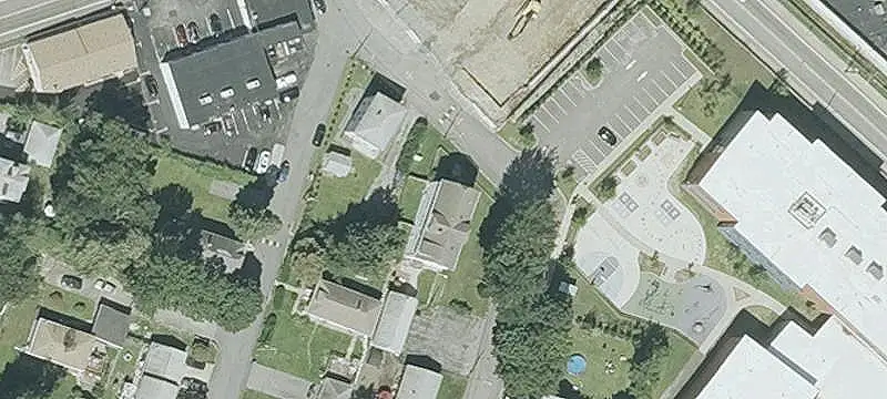 3-Unit Triplex with Garage