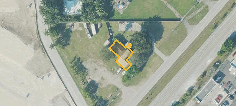 Commercial Land with Residential Tenants