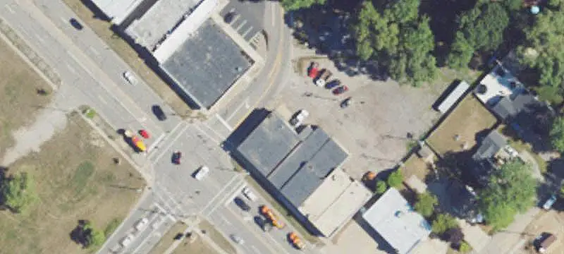 Auto Shop with Rear Grade Door