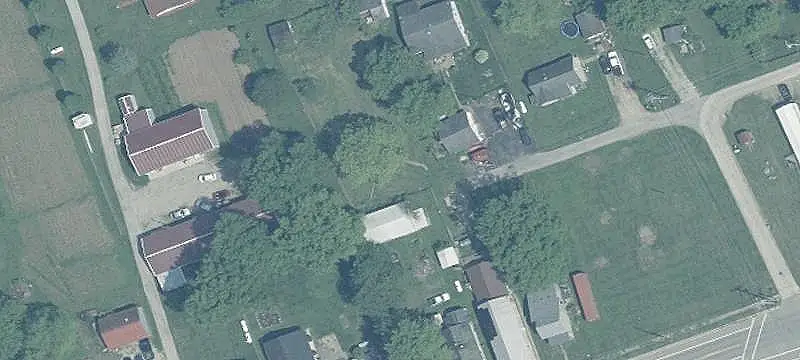 Land with Pole Barn