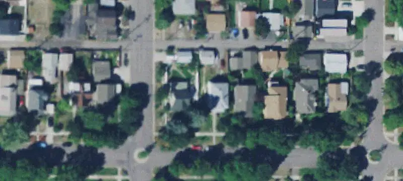 6-Unit Apartment Building