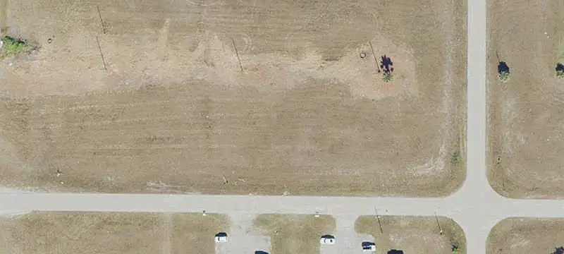 Corridor-Zoned Commercial Land