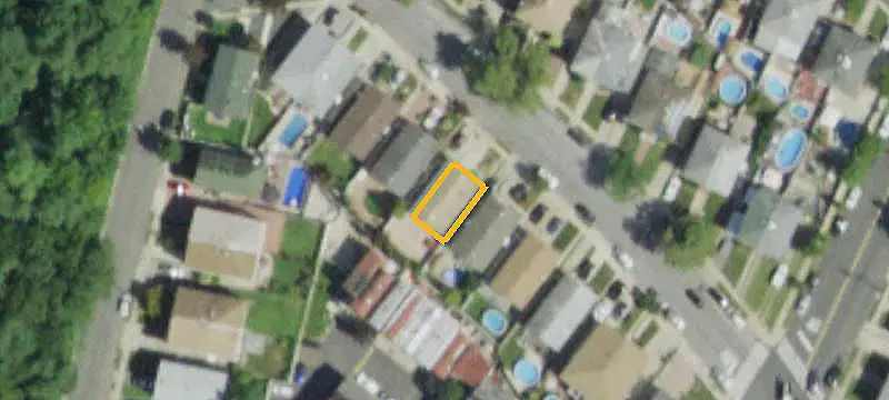 End-Unit Duplex with Private Driveway
