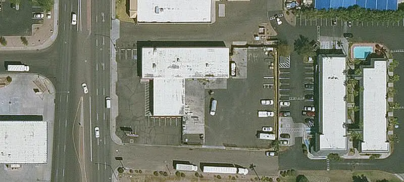 Automotive Service Facility with Gated Yard
