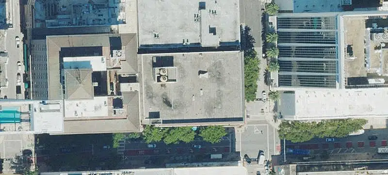 Two-Level Retail Space