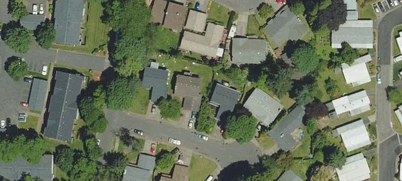 Two-Unit Duplex with New Roof