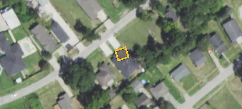 Two-Unit Duplex with Fenced Yards