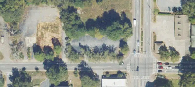 Flex Space with Fenced Yard