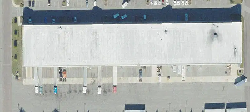 Dock-High Warehouse