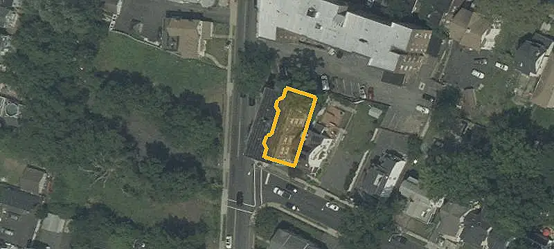 Multifamily Home with Finished Basement