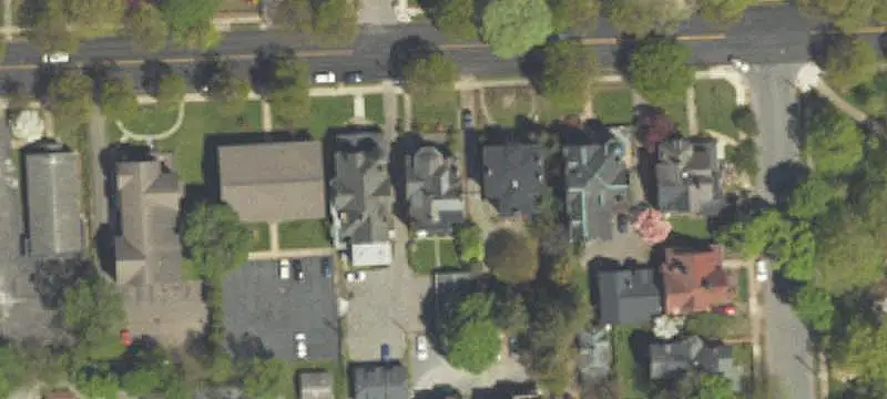 5-Unit Victorian Apartment Building