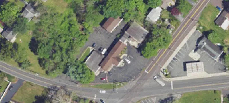 14-Unit Garden-Style Apartment Building