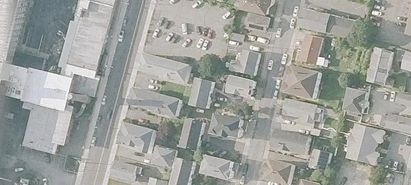 4-Unit Multifamily Building
