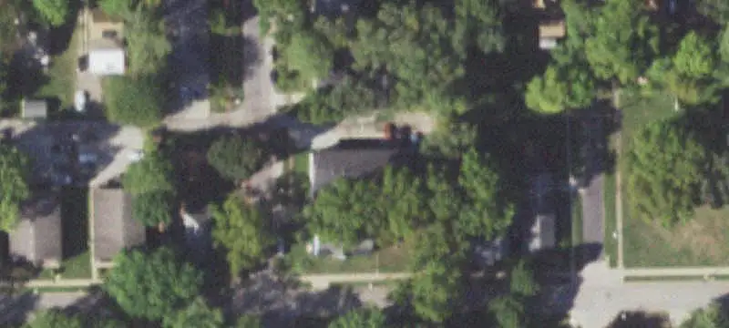 8-Unit Apartment Building