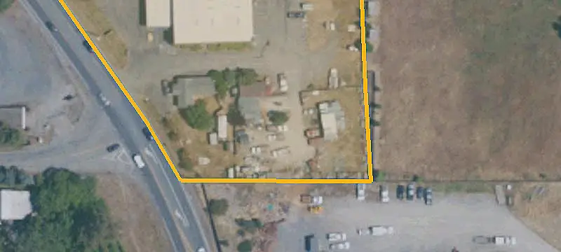 Multifamily Property with Balcony