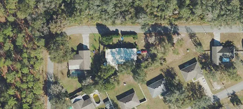 Duplex with Two Carports