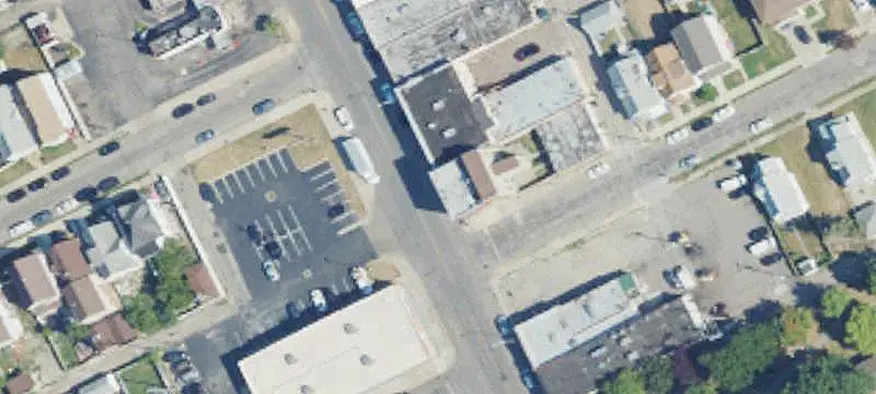 Four-Unit Loft Apartment Building