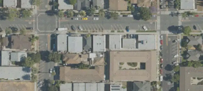 8-Unit Studio Apartment Building